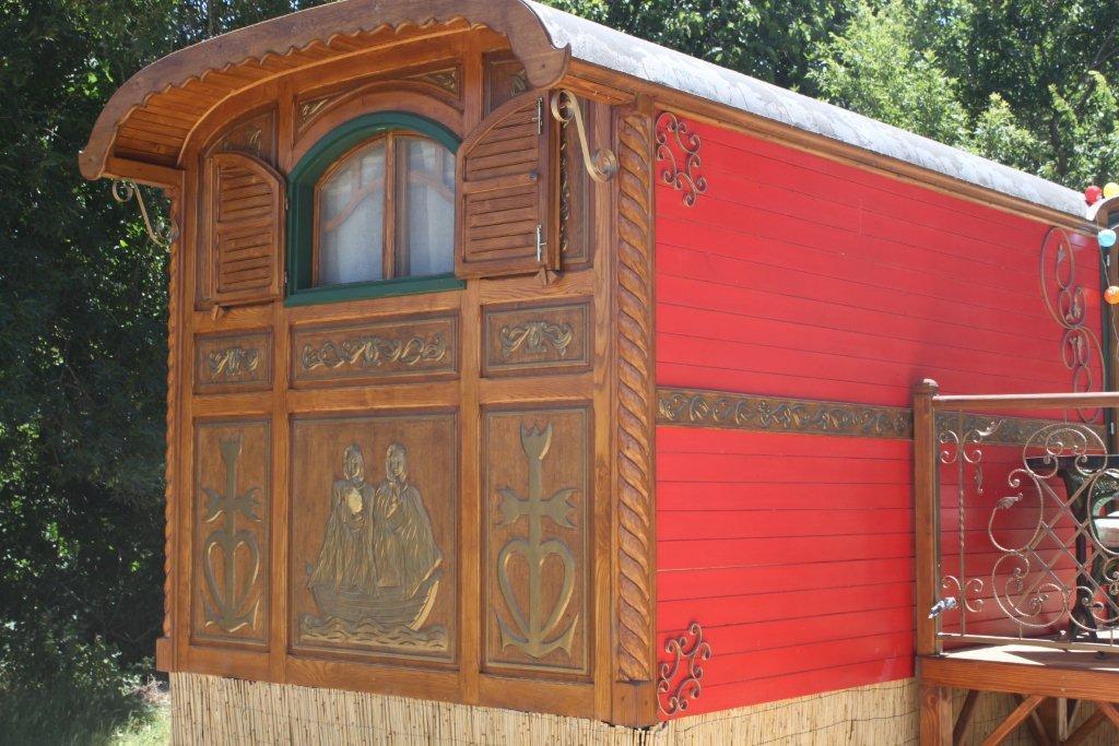 La Roulotte "Les Saintes" Bed & Breakfast Екстериор снимка